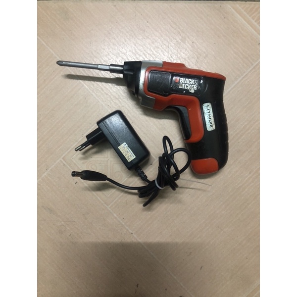 máy vặn vít Black-Decker( máy pin sạc đầy đủ)tặng kèm pin xê cua