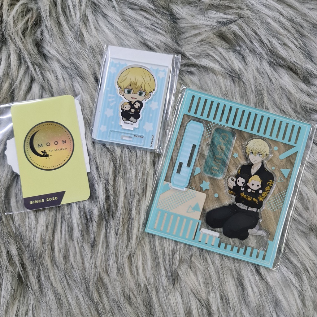 Mô hình standee Tokyo Revengers ôm gấu bông Gyugyutto Plush ver