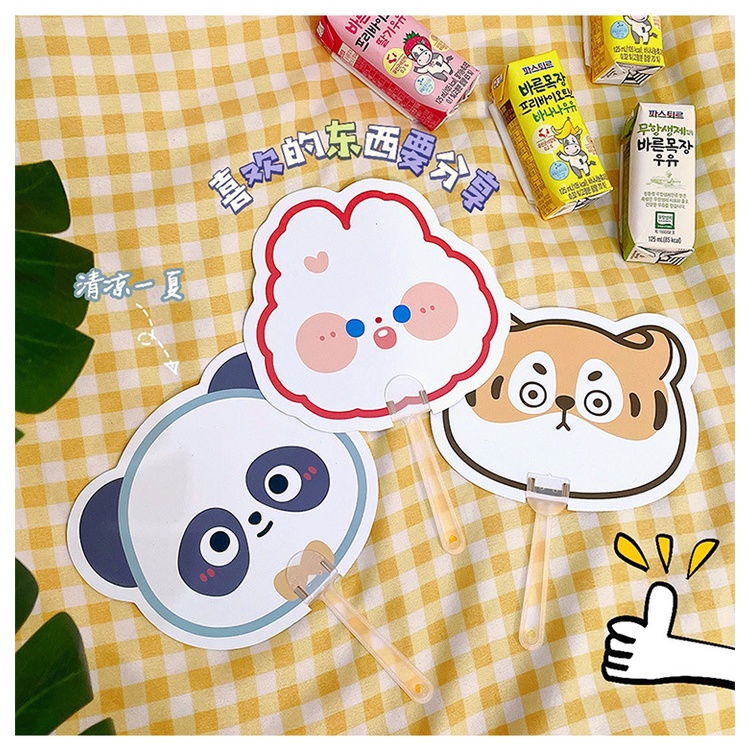 Quạt Nhựa Cầm Tay Kute Nhiều Mẫu Xinh
