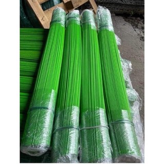 Que lõi thép bọc nhựa dùng cắm hoa lan cây cảnh