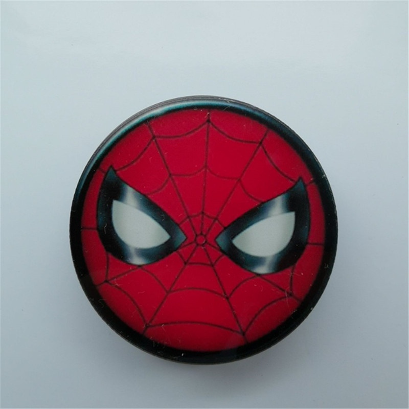 Vòng Nhẫn Xỏ Ngón Kiêm Đế Đỡ Điện Thoại Hình Siêu Anh Hùng Marvel avengers/Người Nhện/Người Nhện