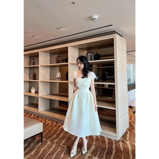 Đầm Dáng Dài Phối Ren Lông - D22079