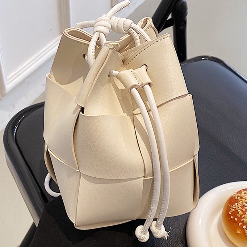 Túi Đeo Chéo Dệt Tay Cao Cấp Thời Trang Dành Cho Nữ