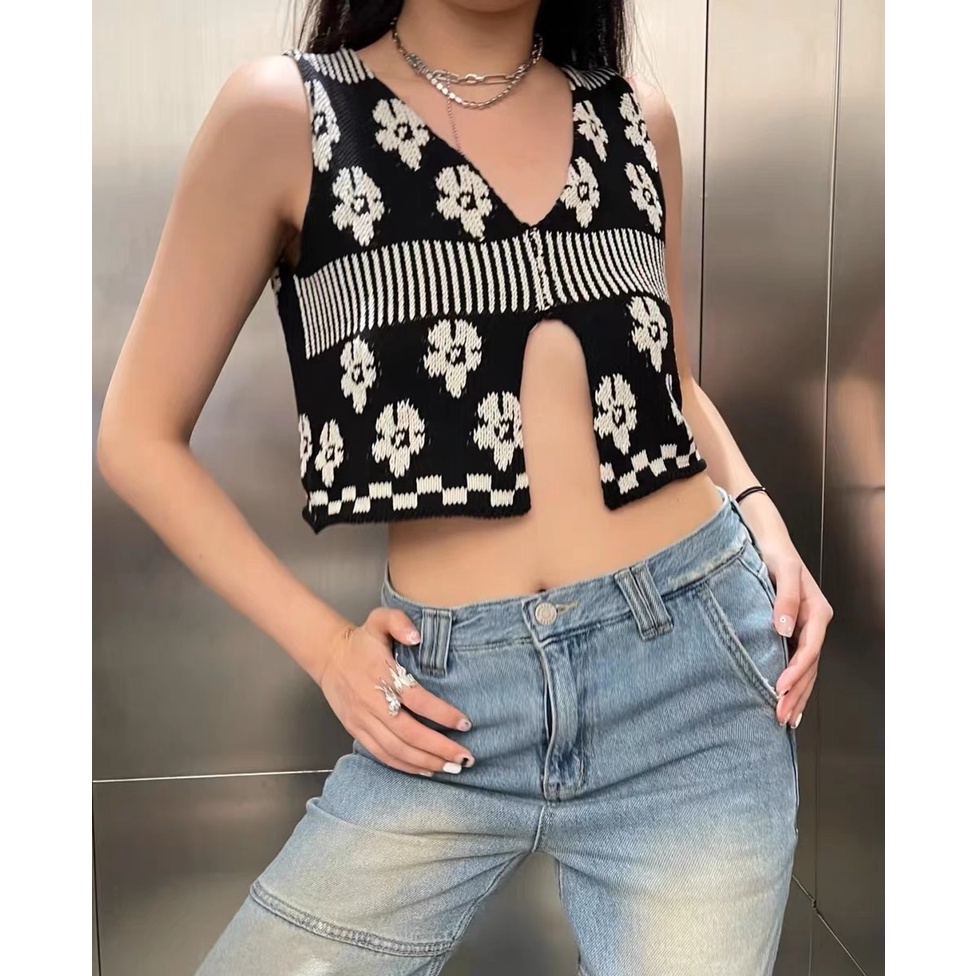 Áo Len Nữ Cộc Tay Cổ Tròn In Chữ Thời Trang