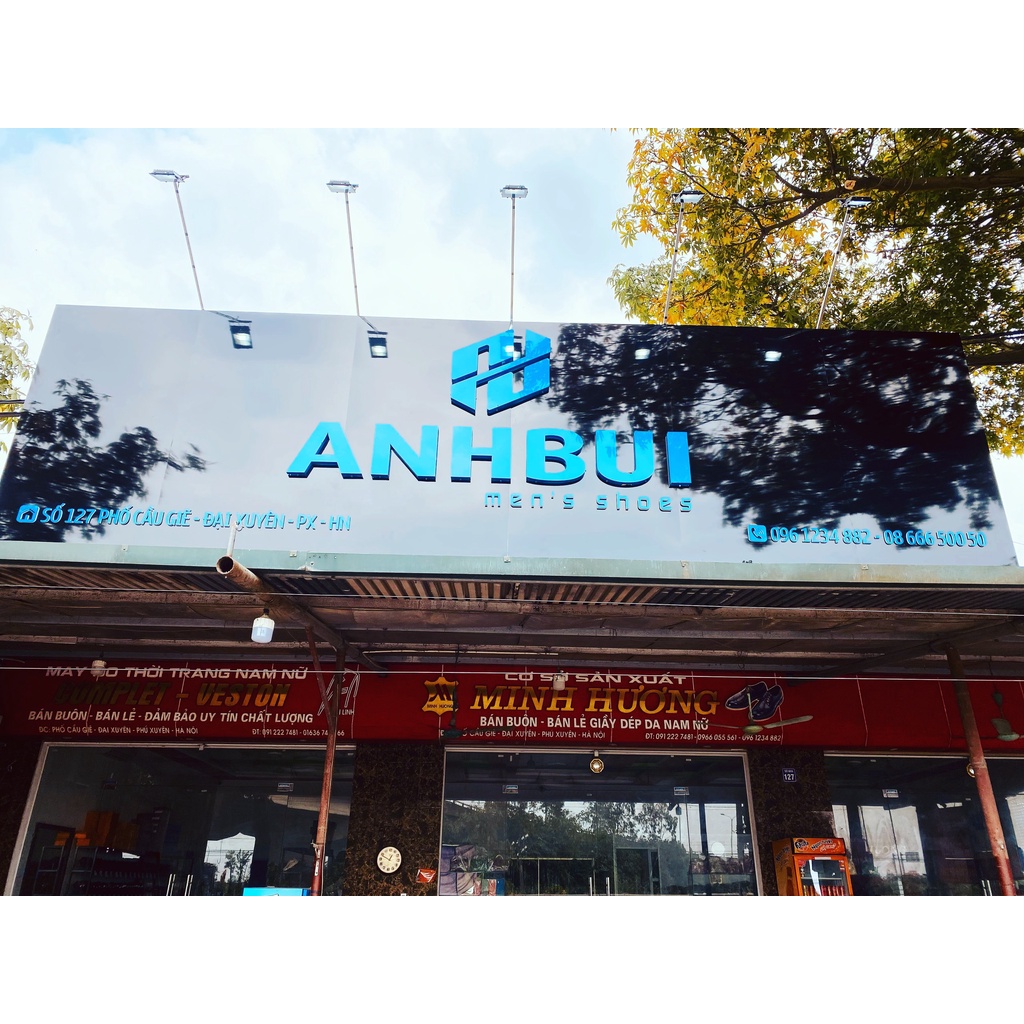 Dép nam quai ngang 100% da bò. Dép 𝐇𝐌 𝐇𝐨̂̀𝐧𝐠 Đ𝐞𝐧 cao cấp chất da xịn chống bong tróc, chống hôi chân