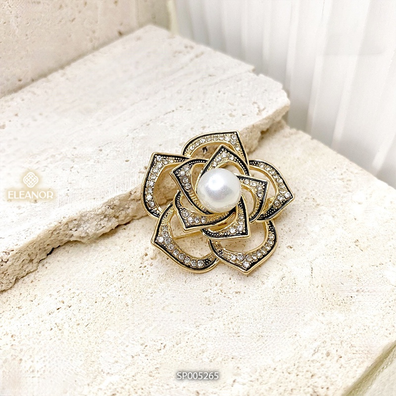 Ghim cài áo nam nữ Eleanor Accessories hình hoa sen đính đá ngọc trai nhân tạo phụ kiện thời trang 5265