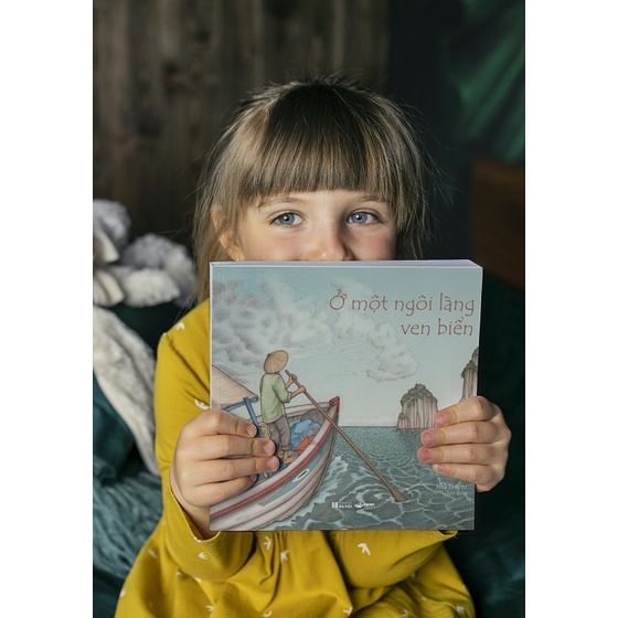 Sách - Ở một ngôi làng ven biển - Crabit Kibooks - dành cho trẻ từ 3 tuổi - Bộ Văn Thị Mượn