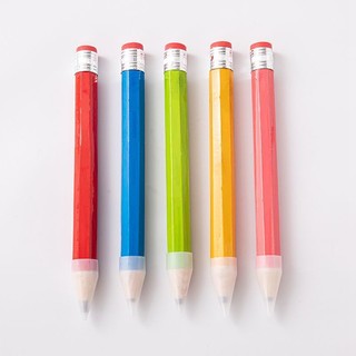 1 bút chì gỗ khổng lồ