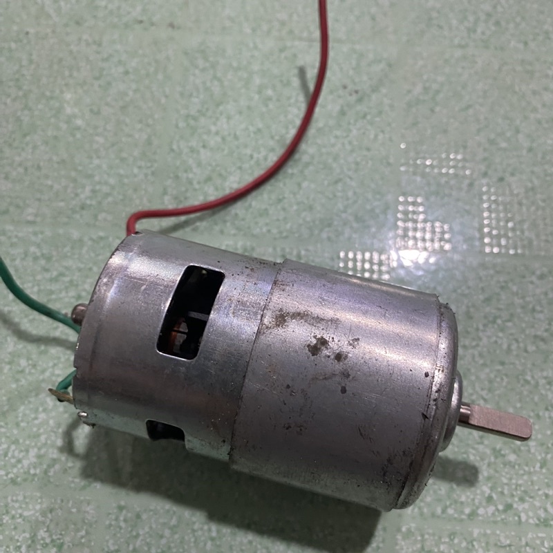 Moto 775 tháo  máy