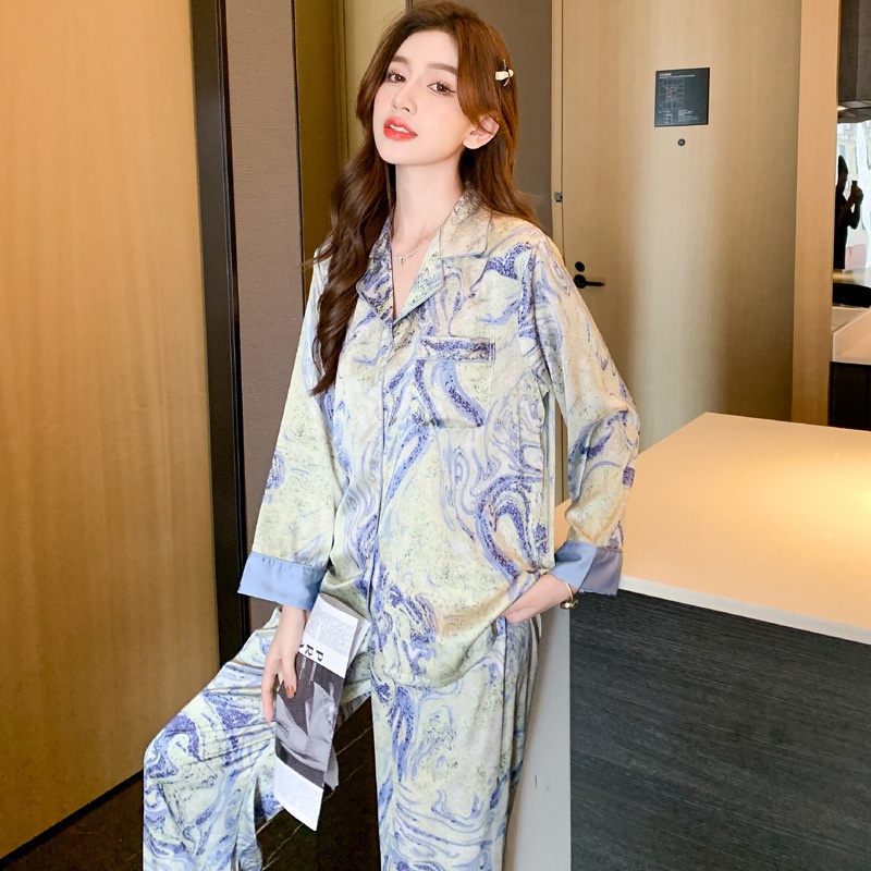 Bộ Đồ Ngủ Tay Dài Bằng Lụa Satin Mỏng In Họa Tiết Thời Trang Mùa Xuân Mới Dành Cho Bạn Nữ Mặc Ở Nhà