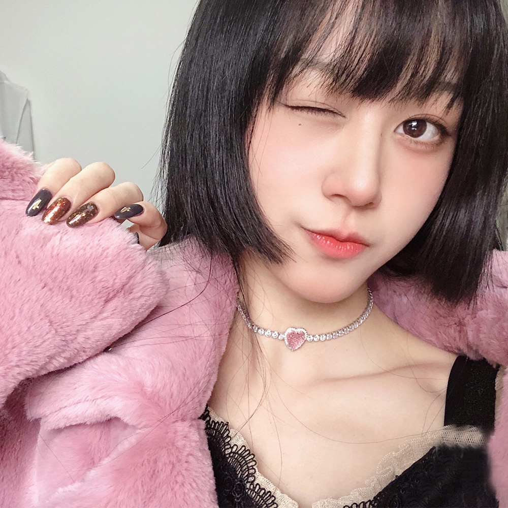 Vòng cổ Mặt Trái Tim Màu Hồng Đính Đá Zircon Sang Trọng