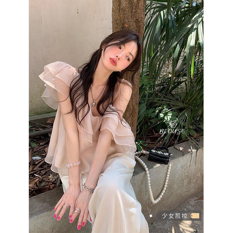 Áo Kiểu Trễ Vai Tay Ngắn Phối Bèo Màu Hồng Nữ Tính