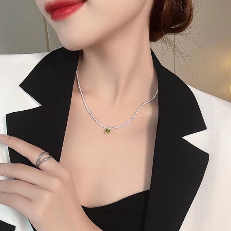 Vòng cổ Bạc Đính Đá Zircon Xanh Lá Sang Trọng Quyến Rũ