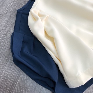 Đầm Warehouse nhấn corset ở eo