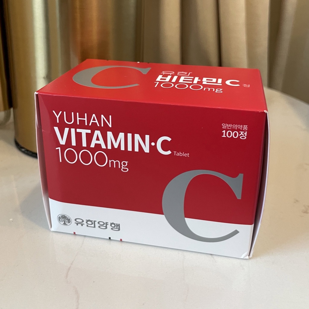 Viên uống Vitamin C Hàn Quốc Yuhan Vitamin C 1000 mg, giúp tăng cường khả năng miễn dịch và làm cho làn da trắng sáng.