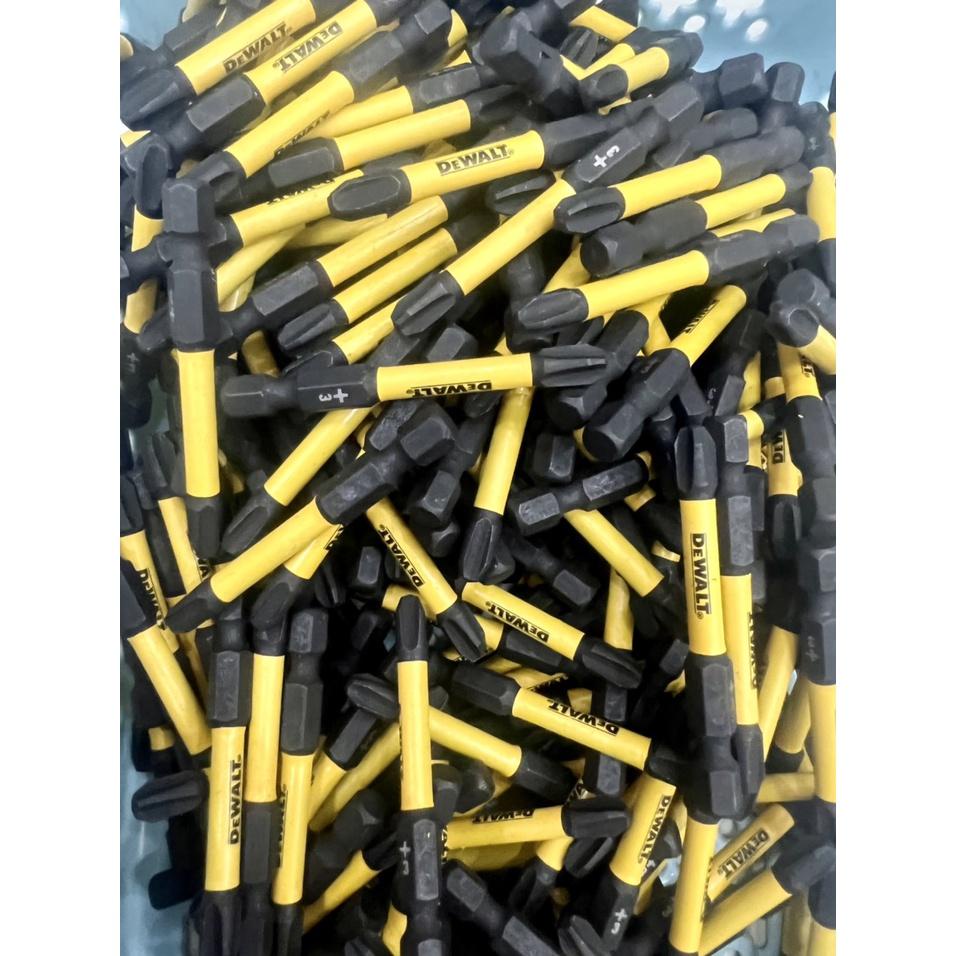 Mũi vít Dewalt ( new 100% ) 5CM PH1-PH2-PH3 có từ.
