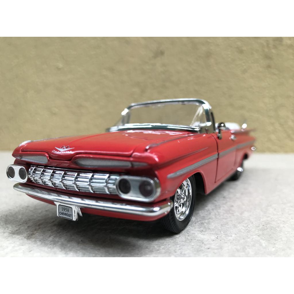 Mô hình xe cổ Ford Galaxie 500 _ 1958 - 1:32