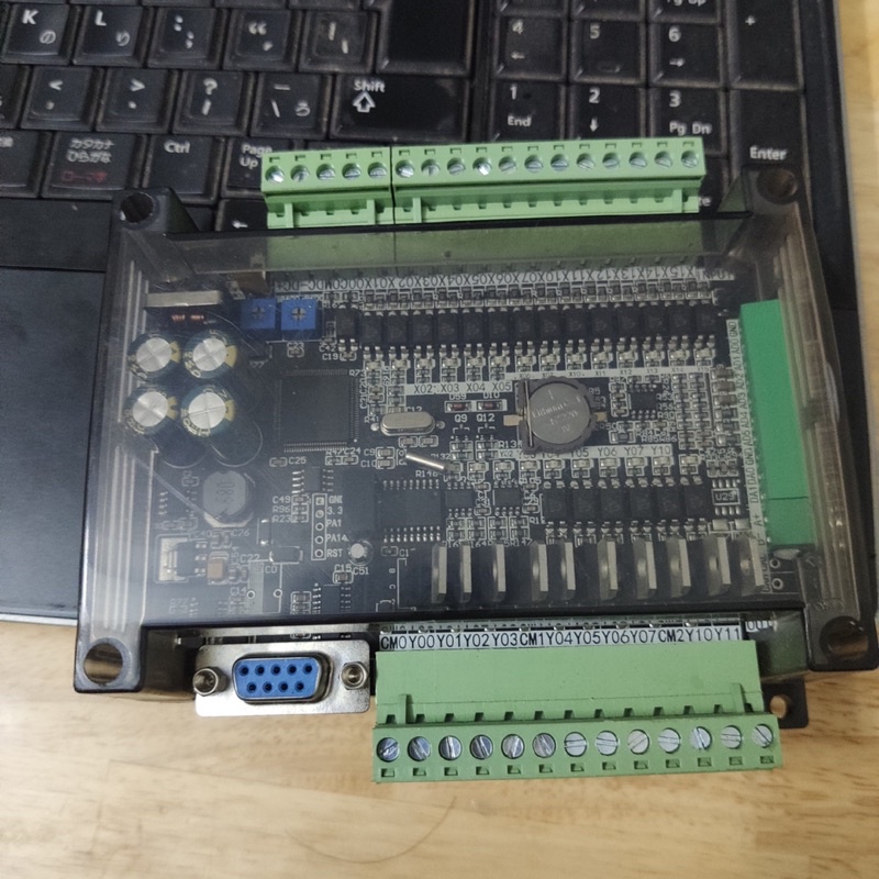 PLC Mitsubishi FX3U-24MT