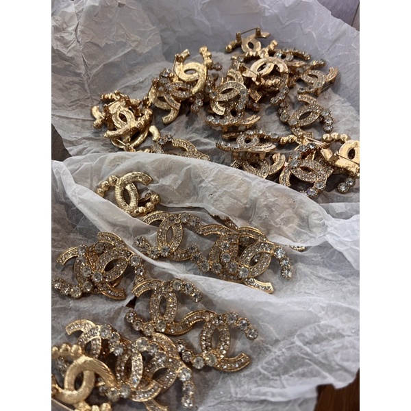 Ghim cài áo vest đính đá phale cao cấp