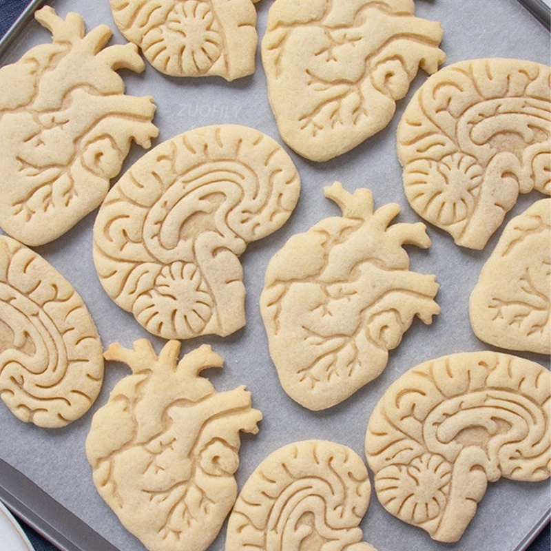 [Home] Khuôn Cắt Bánh Quy / Socola Hình Trái Tim Bộ Não / Đầu Lâu / Bộ Xương Halloween Thủ Công DIY