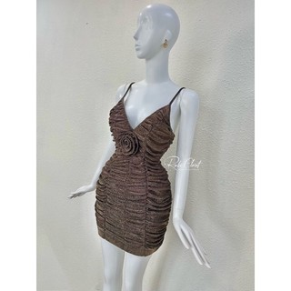 Đầm body 2 dây nhũ nhún đính hoa cổ tim