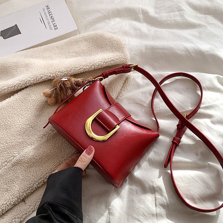 Túi đeo chéo IELGY dáng vuông nhỏ phong cách harajuku cổ điển dễ phối đồ đơn giản xinh xắn dành cho nữ