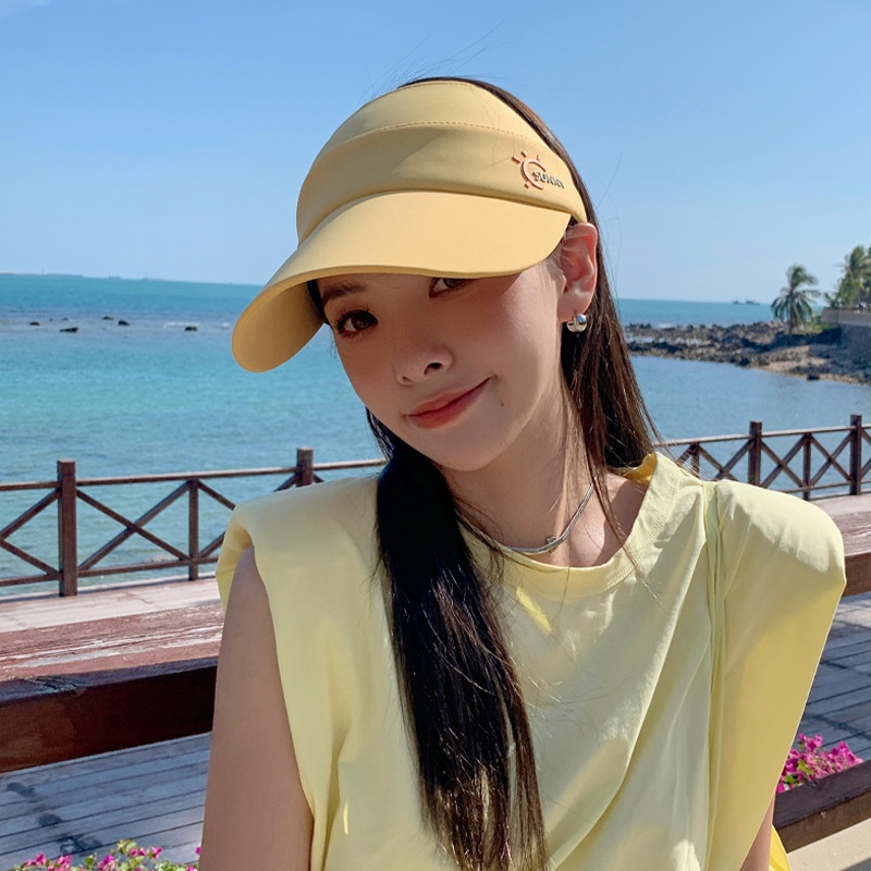 Mũ Lưỡi Trai Hở Chóp Chống Nắng Tiện Dụng Thời Trang Cho Nữ