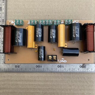 Phân tần loa bose 601 seri 3