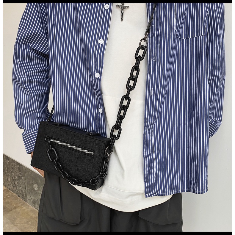 Túi Đeo Chéo Hình Vuông Nhỏ Màu Trơn Phối Dây Đeo Sợi Xích Phong Cách Harajuku Thời Trang Cho Nam Và Nữ