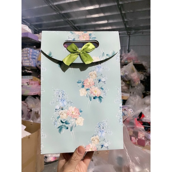 Túi quà có nắp size 17x26