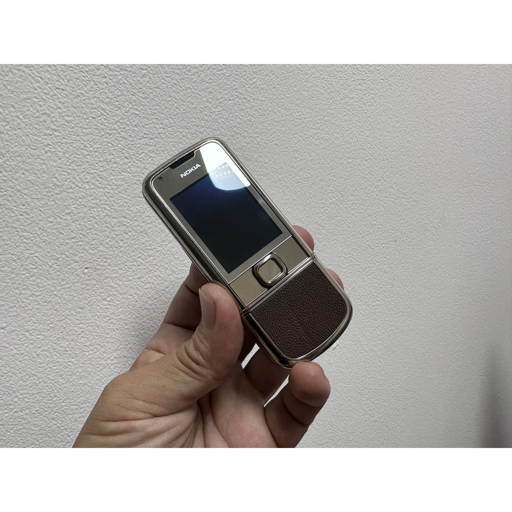 Điện thoại Nokia 8800 chính hãng (0687) Máy chính hãng Nokia bao ae check Đầy đủ chức năng Ngoại hình rất đẹp Bán kèm sạ