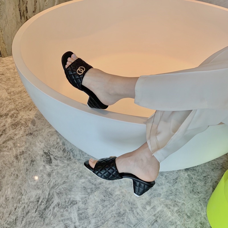 CÓ SẴN Guốc kẻ ô trám logo 💕💕VIDEO THẬT SHOP QUAY