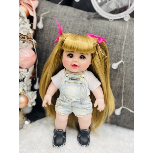 Mẫu Búp bê 12 inch trang điểm gắn tóc tặng kèm quần áo