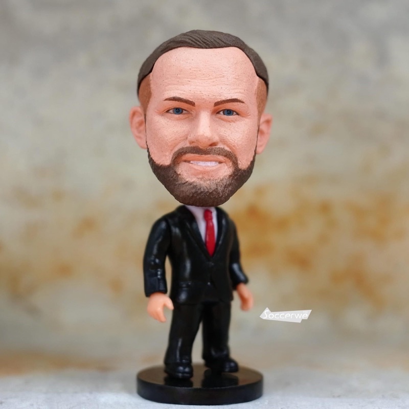 tượng cầu thủ rooney