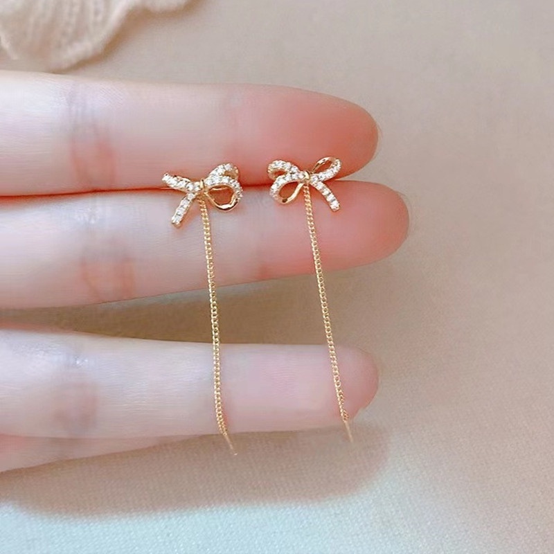 Bông Tai Tua Rua Dáng Dài Hình Nơ Đính Đá Pha Lê Lấp Lánh Thời Trang Sang Trọng