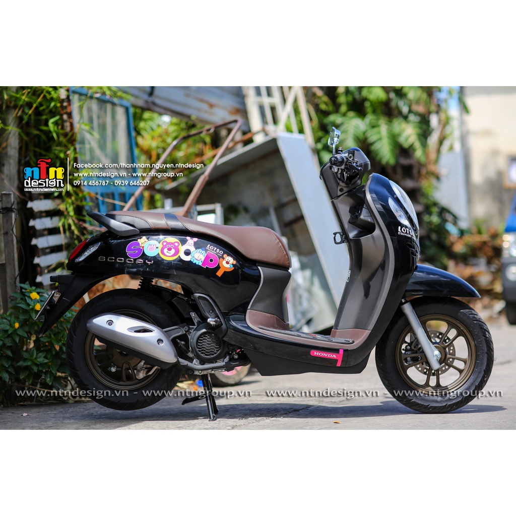 Tem Scoopy mẫu Lotso