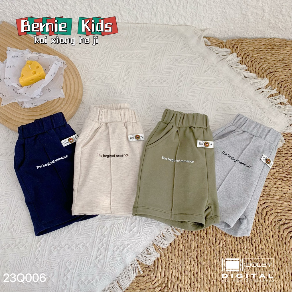 Quần đùi da cá đính tag in chữ Bernie cho bé trai
