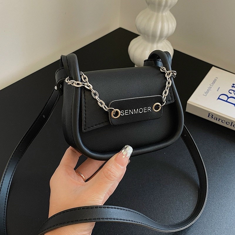 Túi MINI đeo chéo dáng bàu chữ treo thời trang cá tính đi chơi đi tiệc TD81