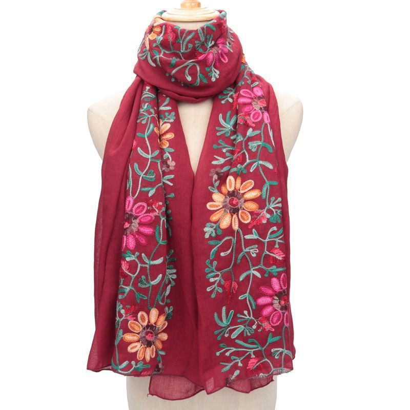 Khăn Choàng Cotton Lanh Thêu Họa Tiết Phong Cách Dân Tộc Thời Trang Thu Đông 2023