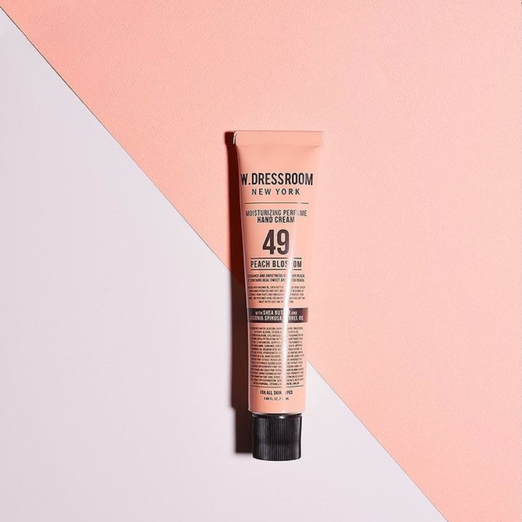 Kem dưỡng tay W.DRESSROOM Moisturizing Perfume 50ml