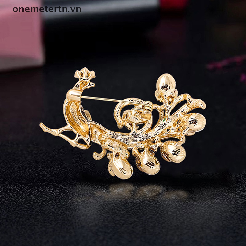 Trâm Cài Áo Hình Chim Công Đính Đá Zircon Sang Trọng