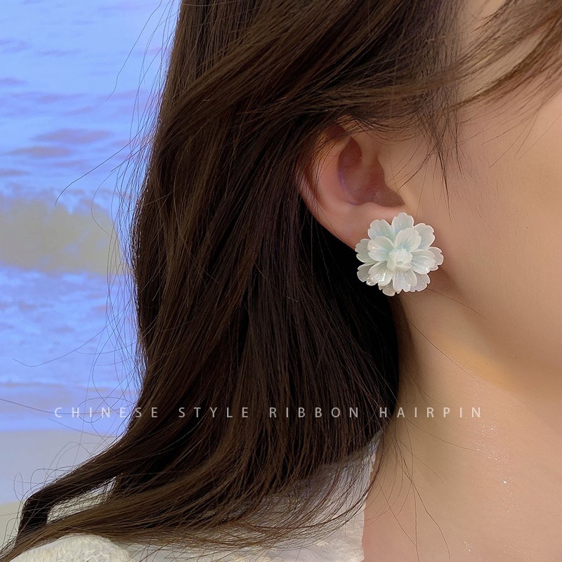 Bông Tai Hình Hoa Màu Xanh Bạc Hà Thời Trang Mùa Hè 2023