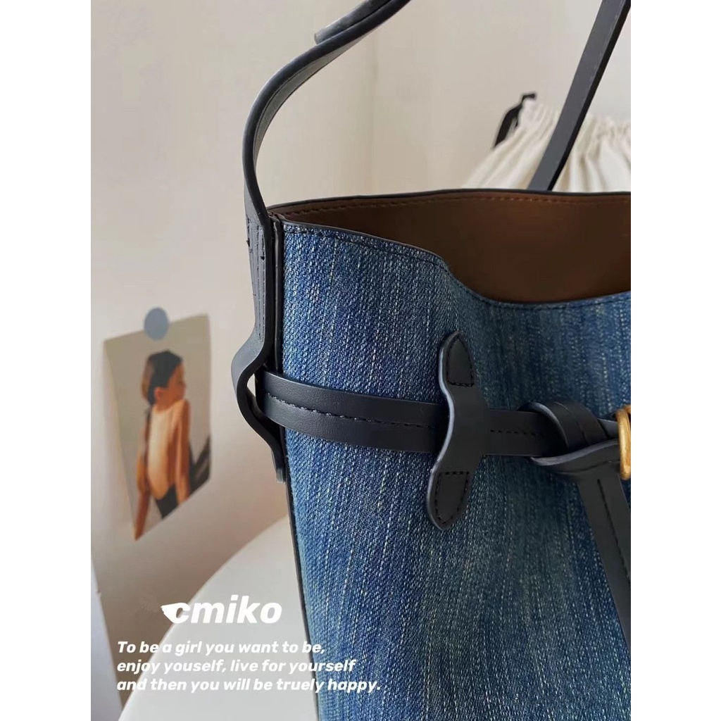 Niche Túi Canvas Đeo Vai / Kẹp Nách Chất Liệu Denim Mềm Mại Màu Xanh Dương Phong Cách Phương Tây