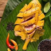 Gà ri ủ muối nửa con thơm ngon