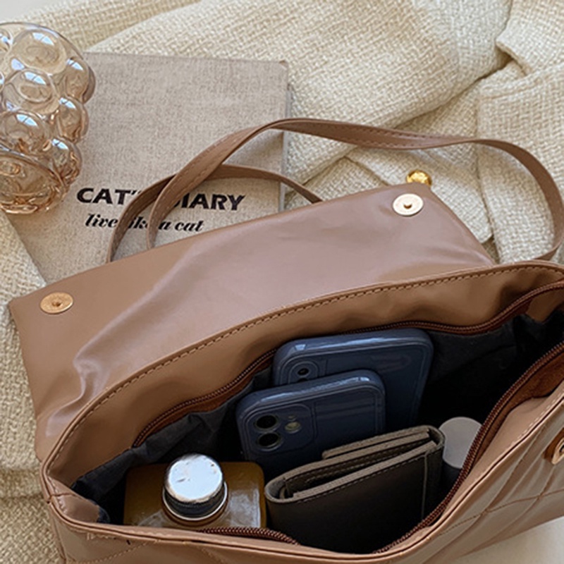 Túi Đeo Chéo Hình Thoi Đơn Giản Dễ Phối Đồ Thời Trang Cho Nữ