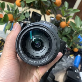 Máy ảnh Lumix FZ10 zoom 12x cảm biến CCD