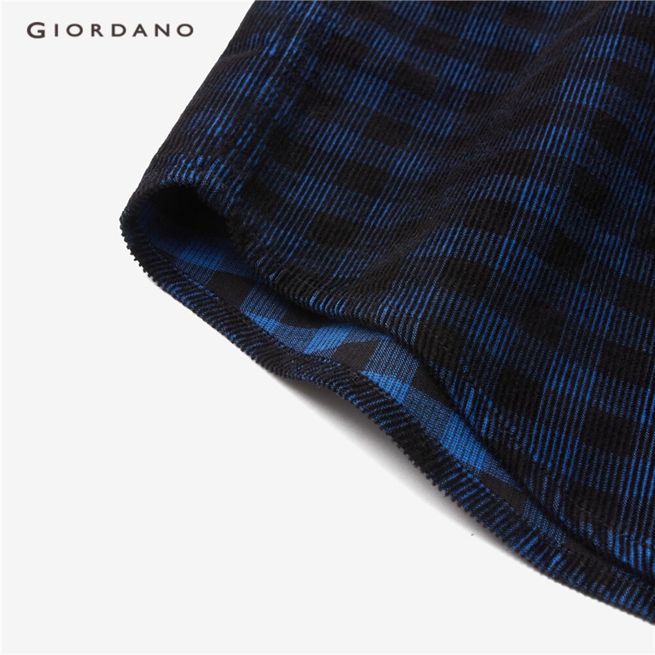 Áo sơ mi GIORDANO 18043601 vải dệt kim corduroy tay dài họa tiết caro phối túi dành cho nam