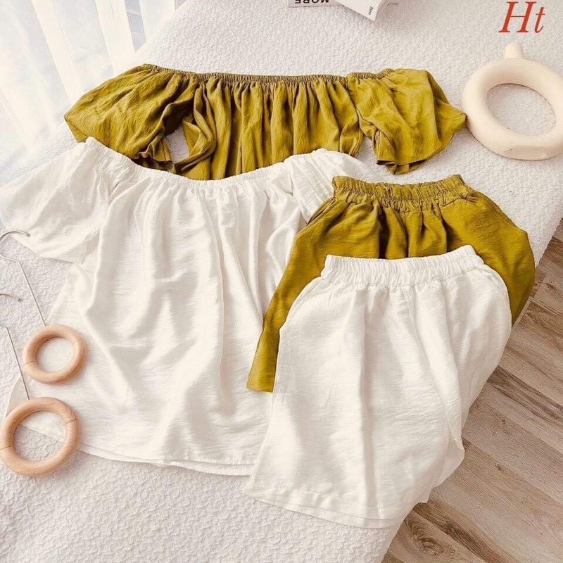 Bộ đùi trễ vai 2 màu H2B578