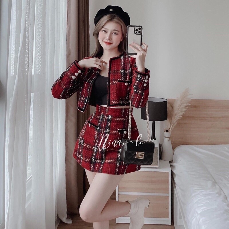 Sét dạ kẻ đỏ