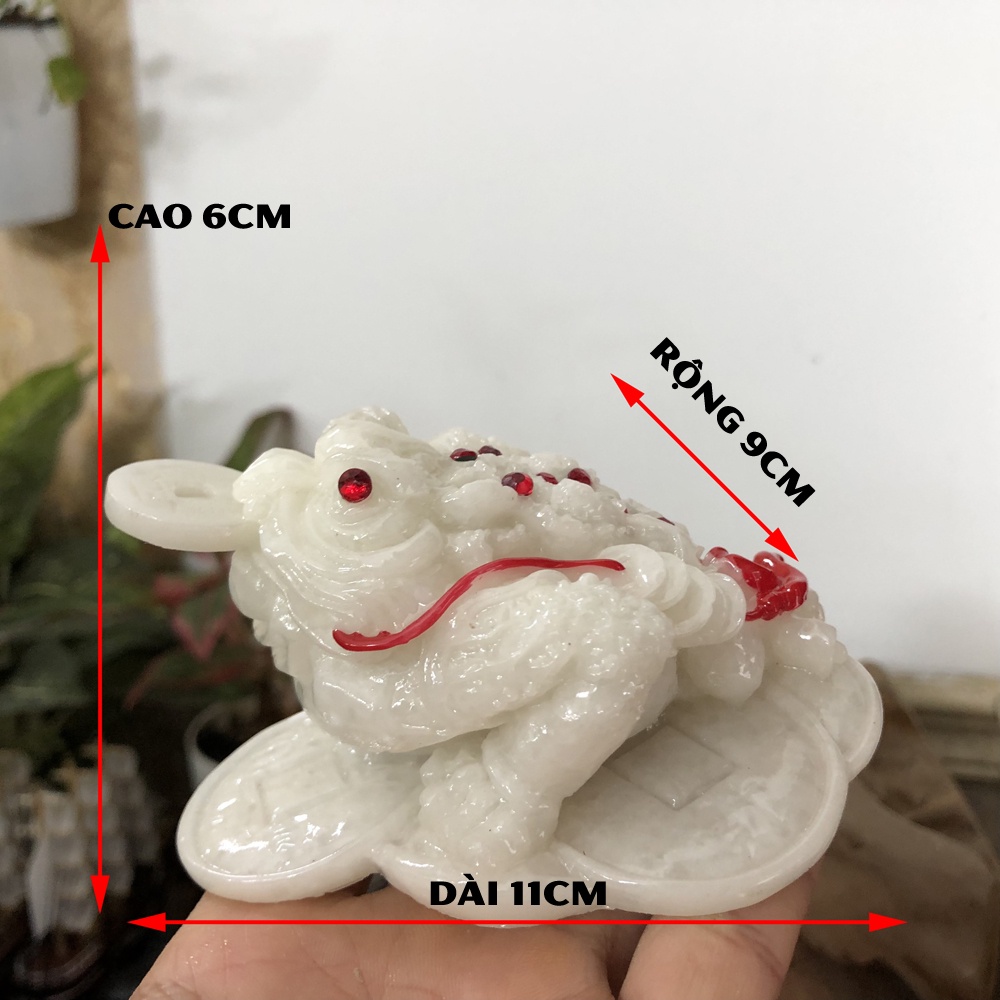 Tượng đá cóc 3 chân thiềm thừ ngậm tiền vàng tài lộc phong thủy - Dài 11cm - Màu Trắng đá non nước
